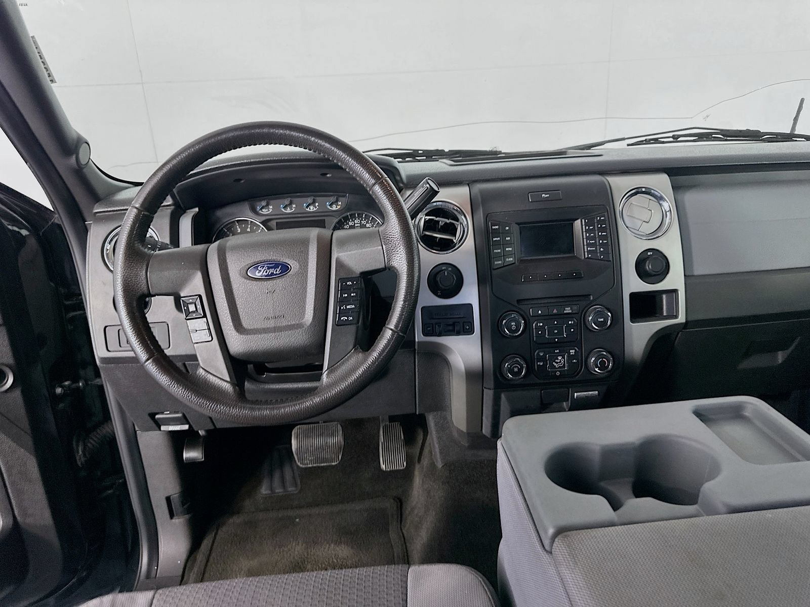Used 2014 Ford F150 XLT w/ Equipment Group 302A Luxury RWD image 20