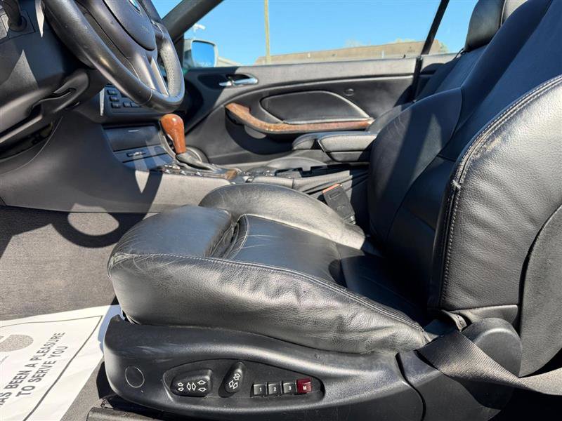 Used 2002 BMW 325Ci Convertible image 12