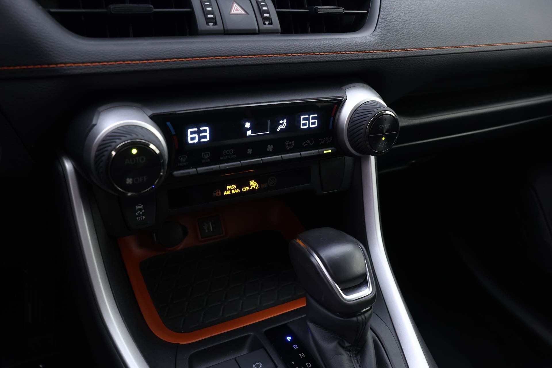 Used 2024 Toyota RAV4 Adventure image 7