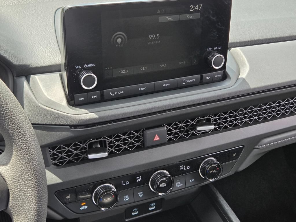 Certified 2025 Honda Accord SE image 25