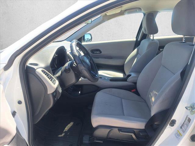 Used 2016 Honda HR-V LX image 11