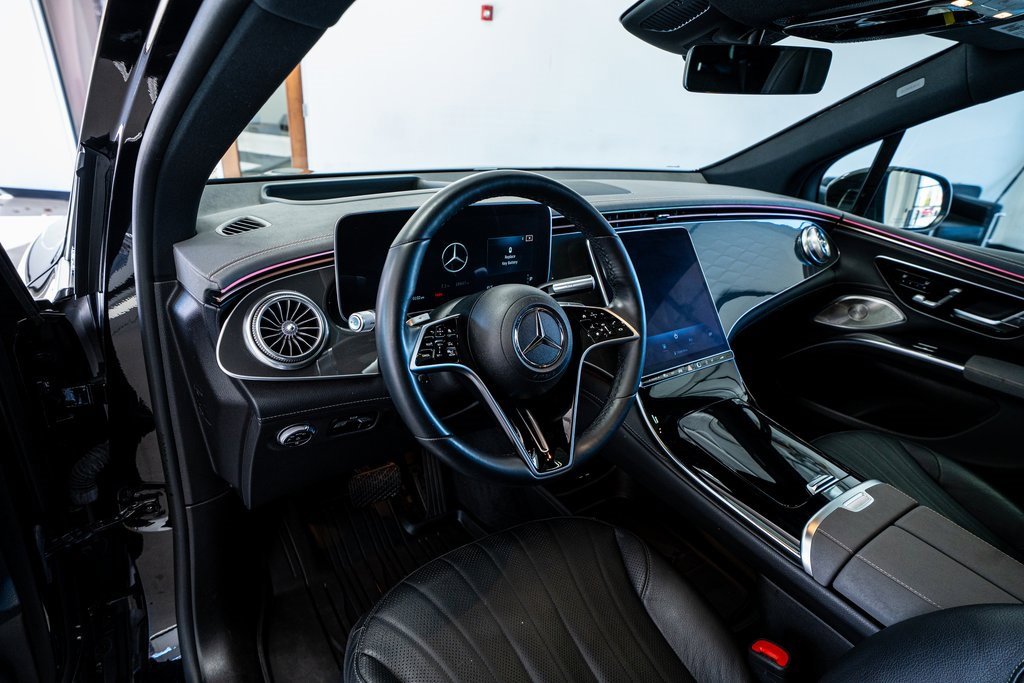 Used 2023 Mercedes-Benz EQS 450+ SUV image 36