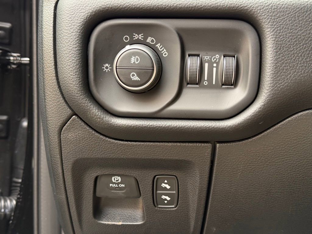 New 2026 RAM 1500 Big Horn AWD/4WD image 21