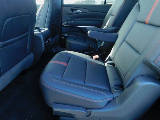 New 2026 Chevrolet Traverse RS w/ LPO, Illumination Package FWD image 21