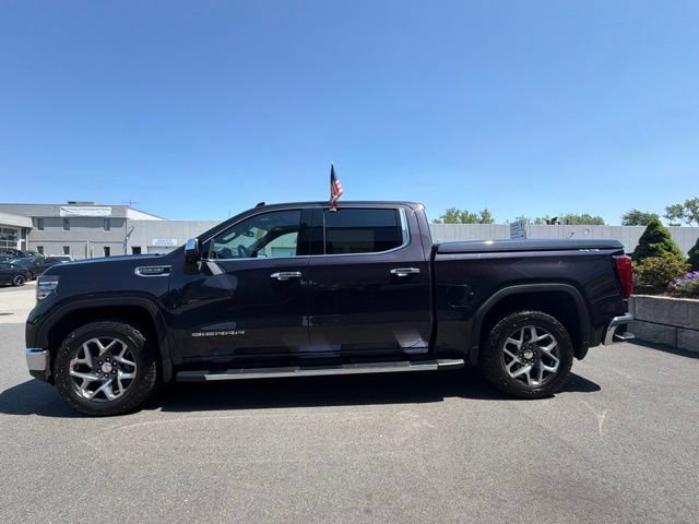Used 2022 GMC Sierra 1500 SLT w/ SLT Premium Plus Package AWD/4WD image 4