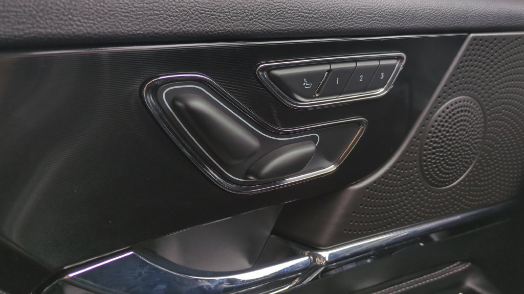 Used 2026 Lincoln Corsair Premiere FWD image 16