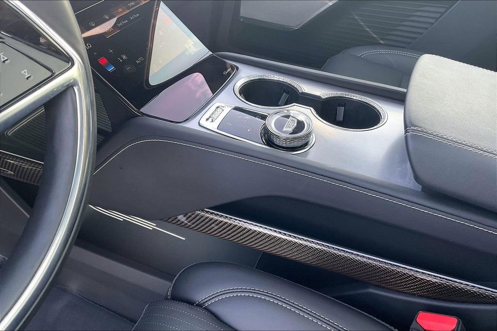 Used 2026 Cadillac Vistiq Luxury image 20