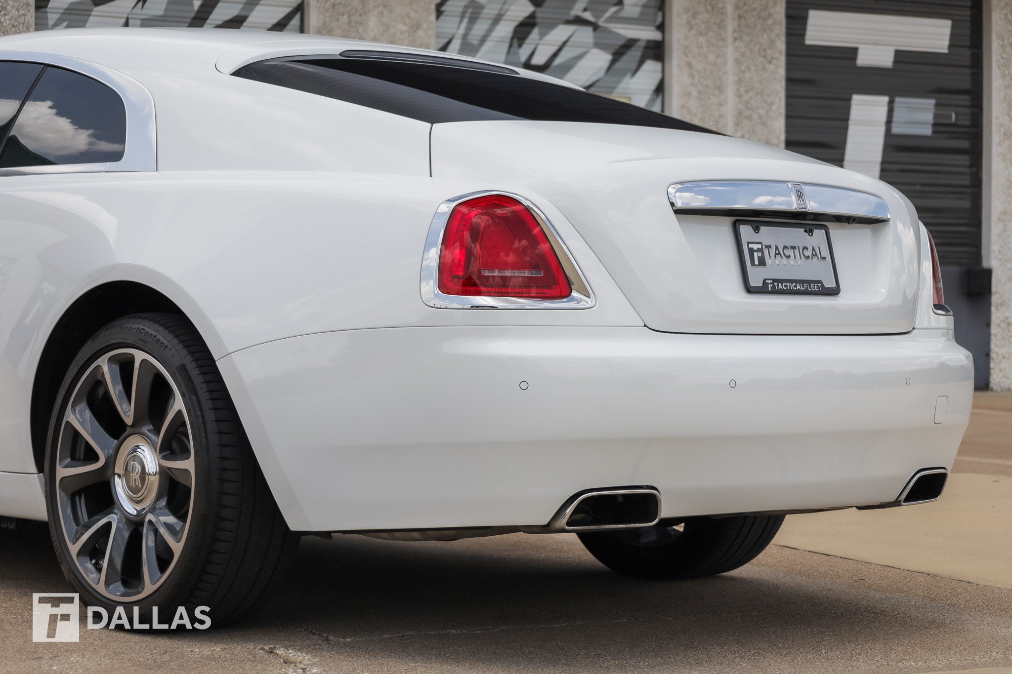 Used 2019 Rolls-Royce Wraith RWD image 12