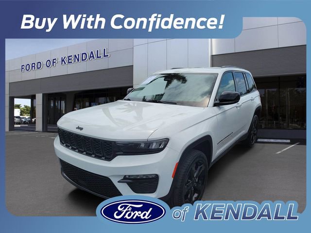 Used 2024 Jeep Grand Cherokee Limited w/ Black Appearance Package AWD/4WD image 1