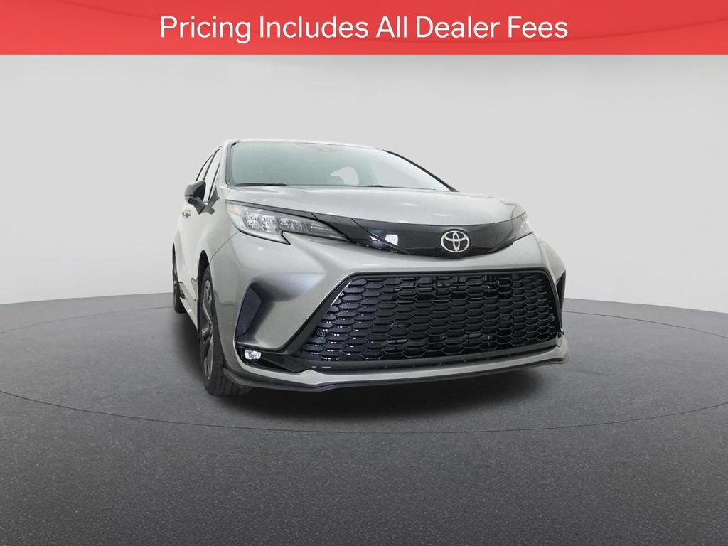 New 2026 Toyota Sienna XSE FWD image 31