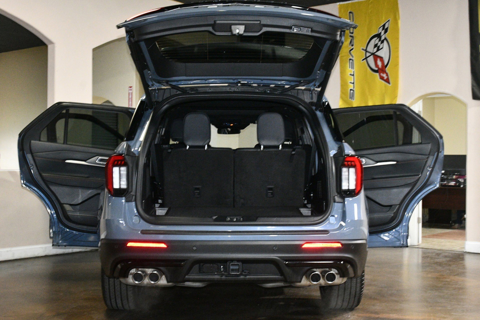 Used 2025 Ford Explorer ST w/ Sun And Sound Package image 88