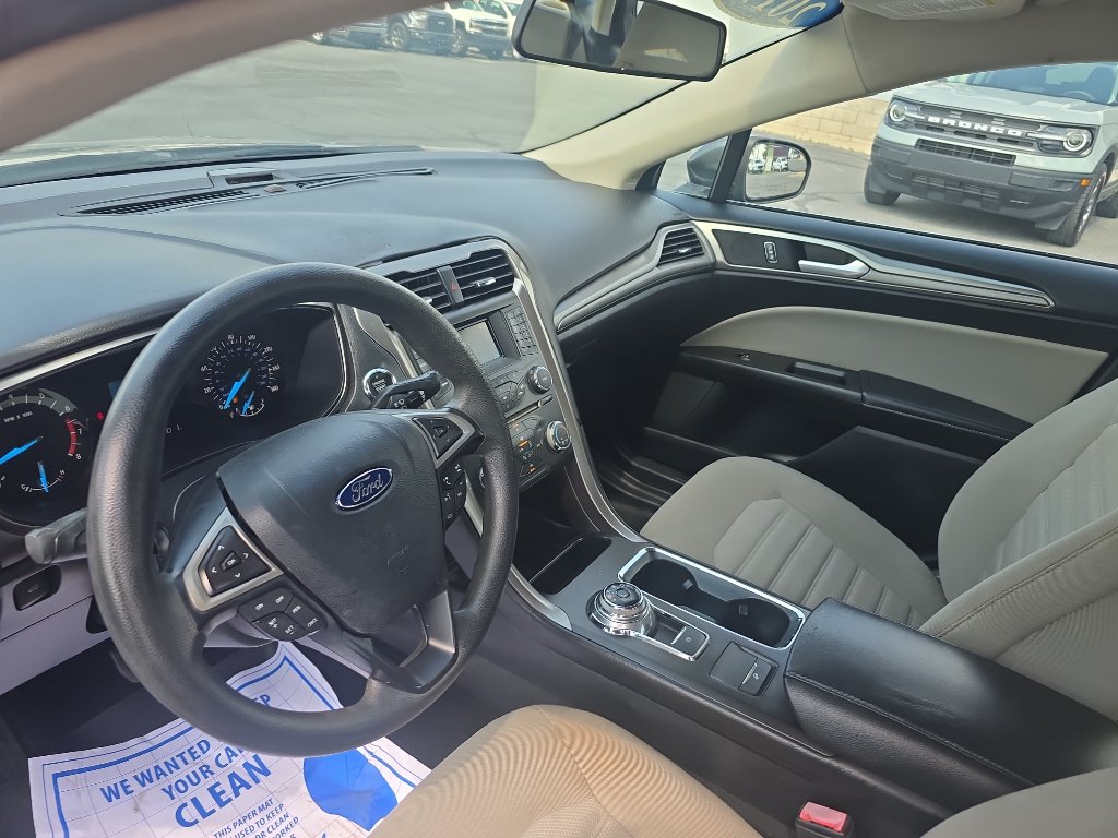 Used 2017 Ford Fusion S FWD image 13