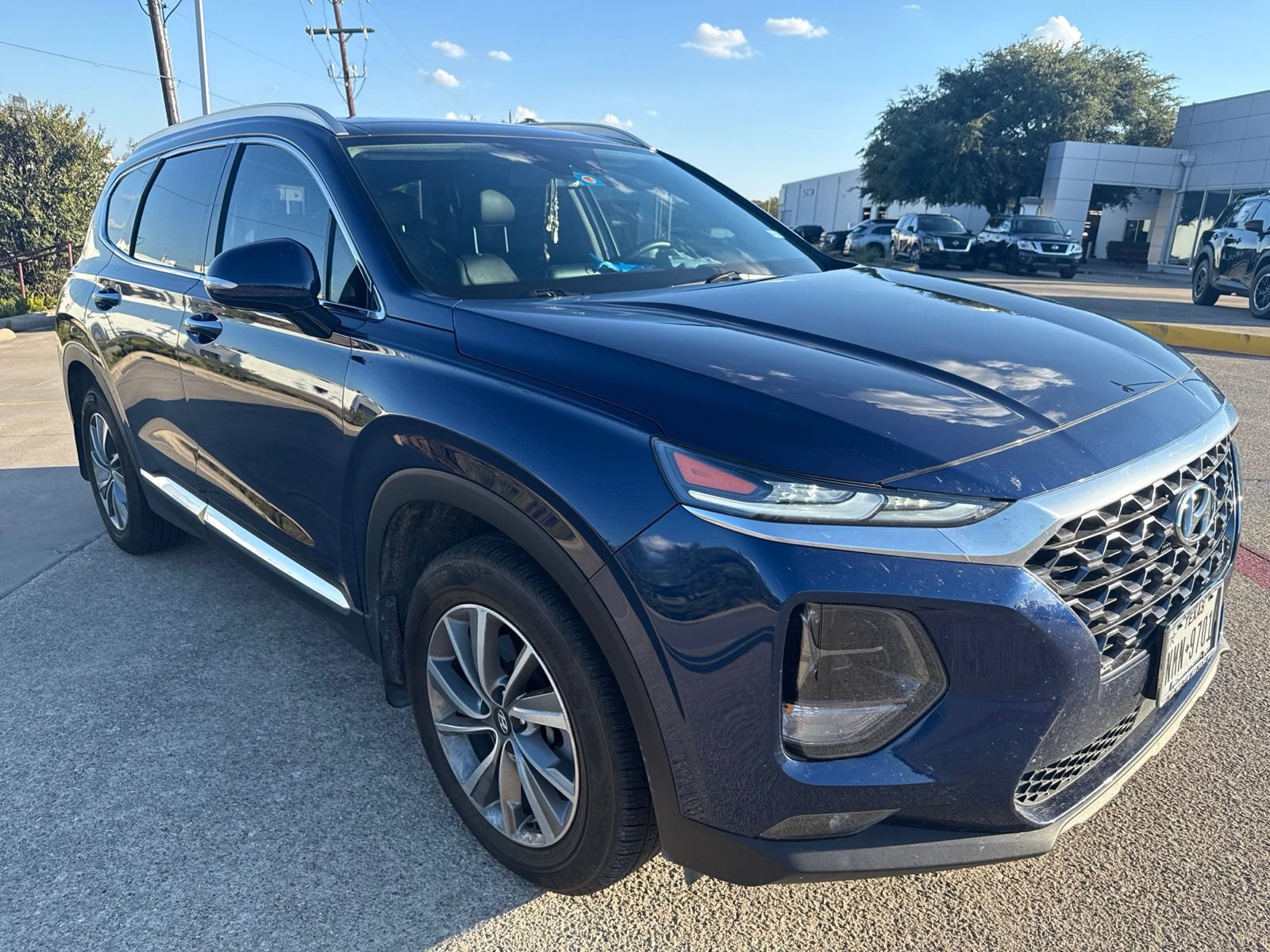 Used 2020 Hyundai Santa Fe SEL w/ Convenience + Premium Package FWD image 2