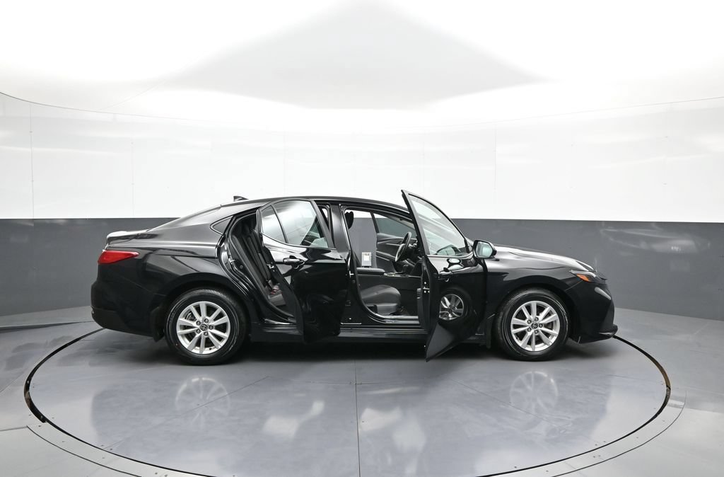 Certified 2025 Toyota Camry LE w/ Convenience Package FWD image 40