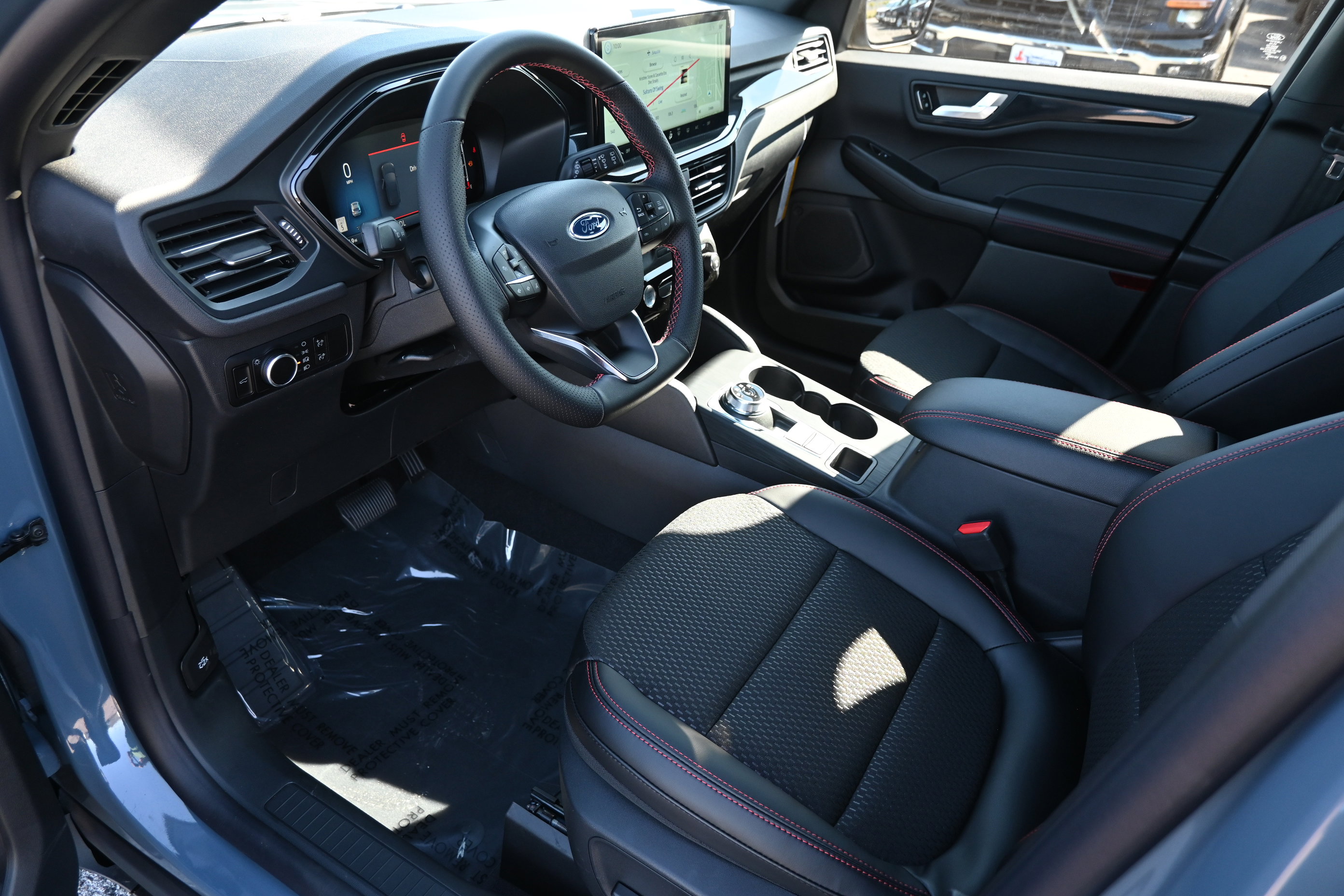 New 2026 Ford Escape ST-Line w/ Tech Pack #1 image 15