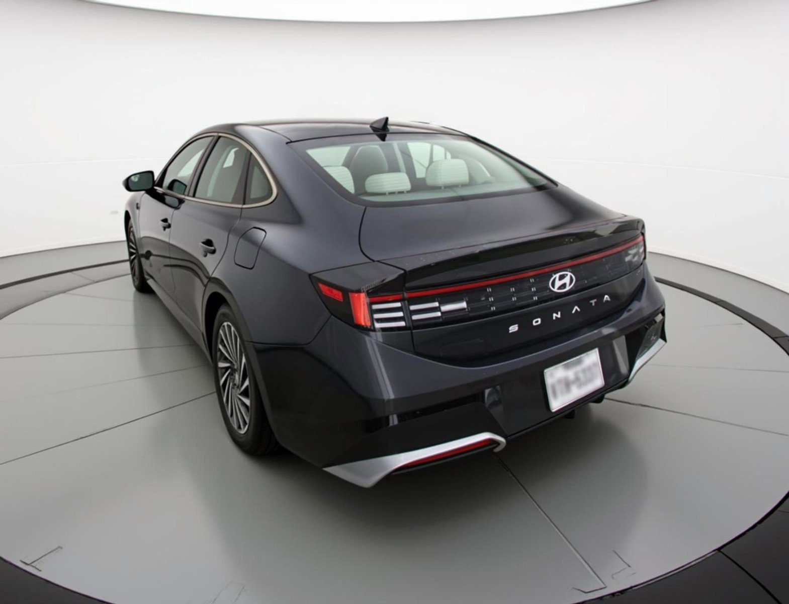 Used 2025 Hyundai Sonata SEL FWD image 6