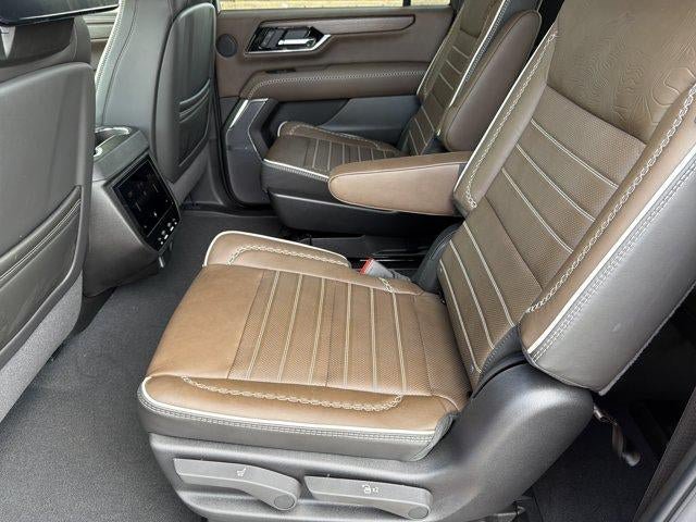 New 2026 GMC Yukon XL Denali Ultimate AWD/4WD image 25