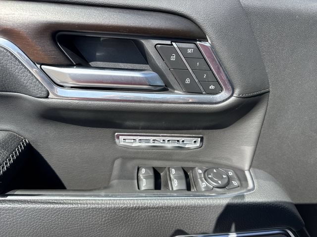 Used 2025 GMC Sierra 1500 Denali w/ Technology Package AWD/4WD image 24