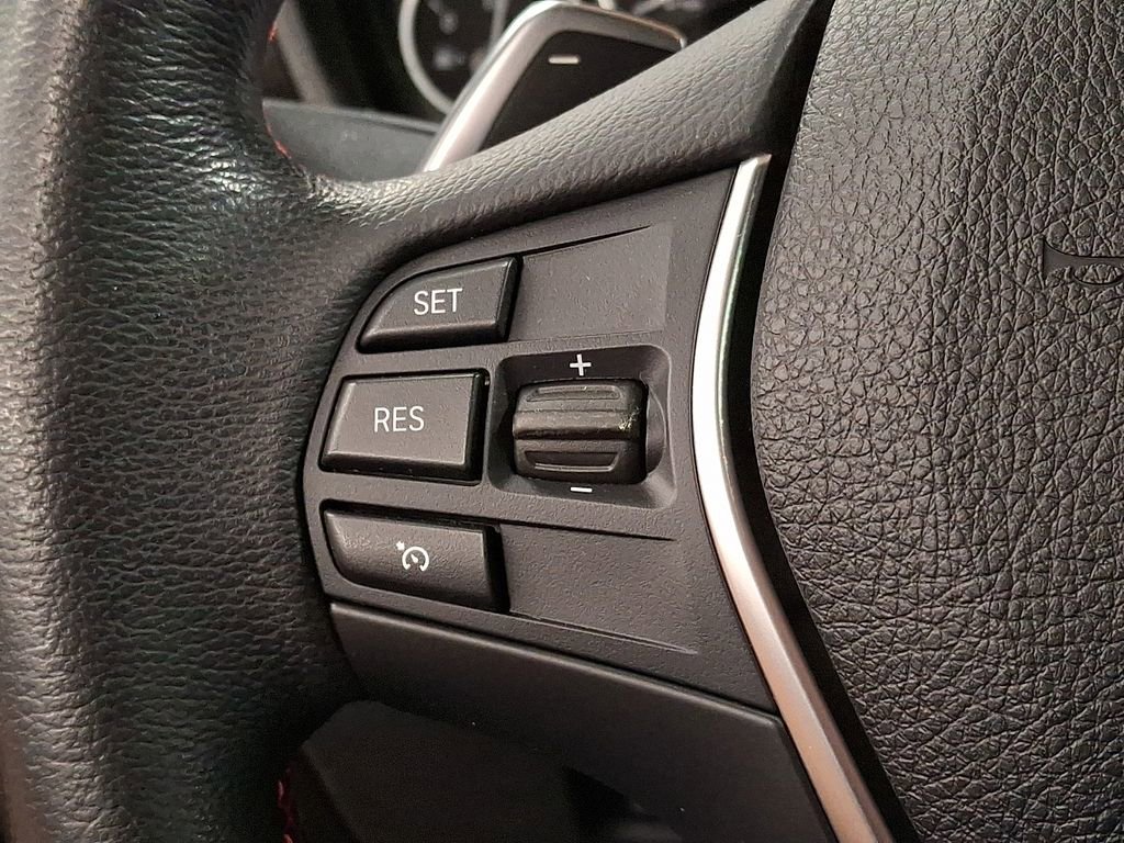 Used 2018 BMW 330i Gran Turismo xDrive image 19