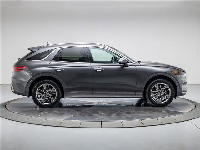 Used 2022 Genesis GV70 2.5T w/ Select Package image 6