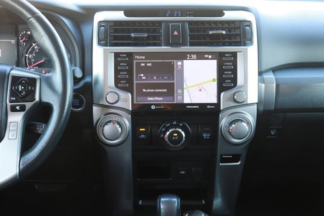 Used 2022 Toyota 4Runner SR5 Premium image 14