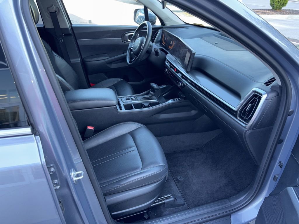 Used 2024 Kia Sorento S FWD image 44