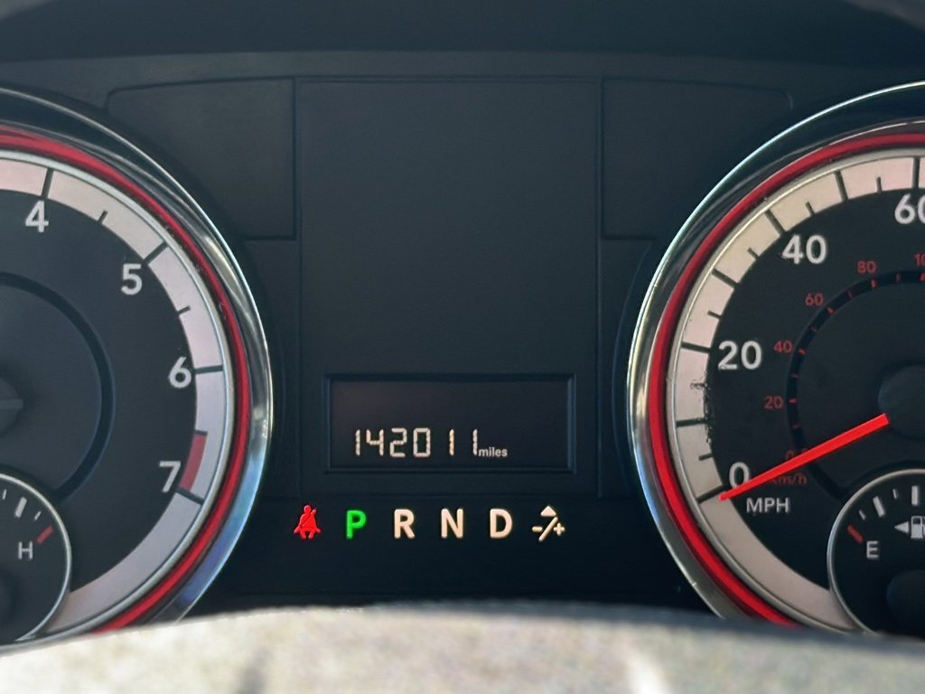 Used 2014 Dodge Grand Caravan SXT w/ UConnect Hands-Free Group image 15