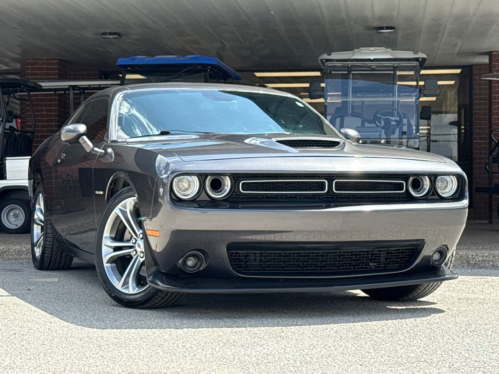 Used 2021 Dodge Challenger R/T RWD image 1