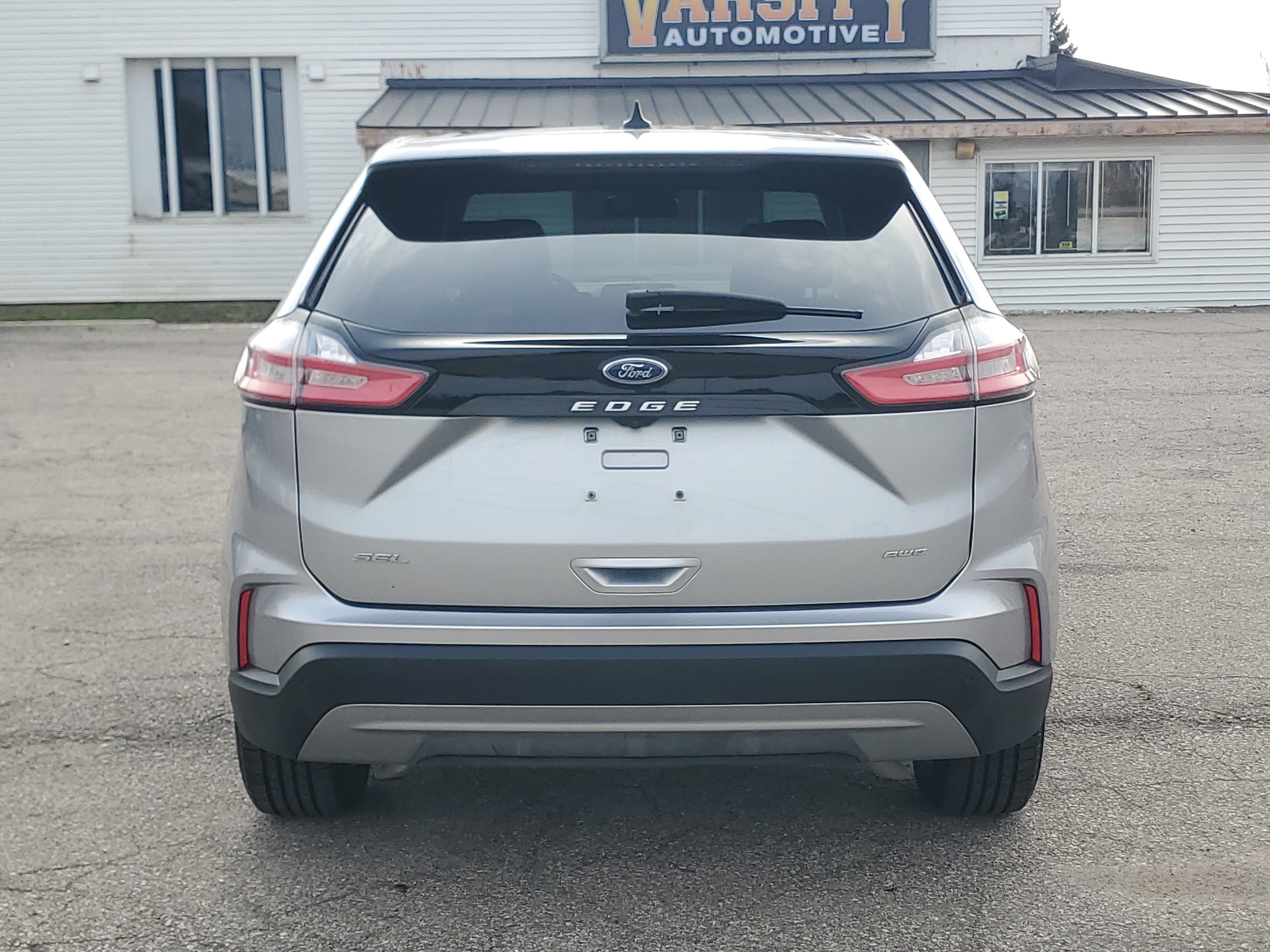 Used 2024 Ford Edge SEL w/ Convenience Package AWD/4WD image 5