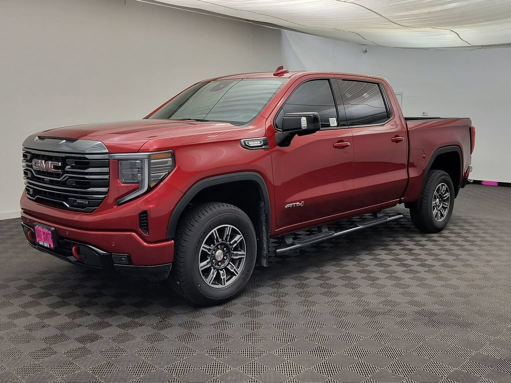 Used 2024 GMC Sierra 1500 AT4 w/ AT4 Preferred Package AWD/4WD image 1