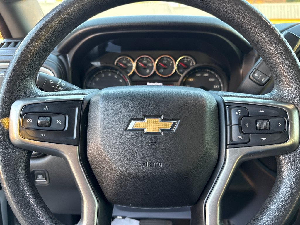 Used 2020 Chevrolet Silverado 1500 LT AWD/4WD image 19