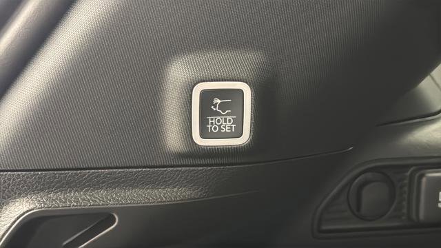 New 2026 Jeep Grand Cherokee Altitude AWD/4WD image 26