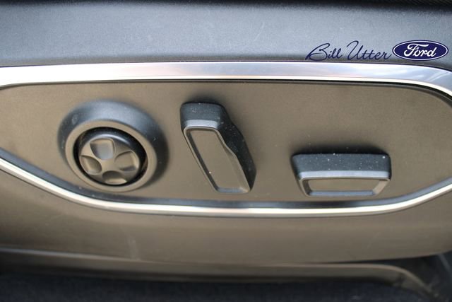 Used 2024 Jeep Wagoneer L Series II RWD image 12