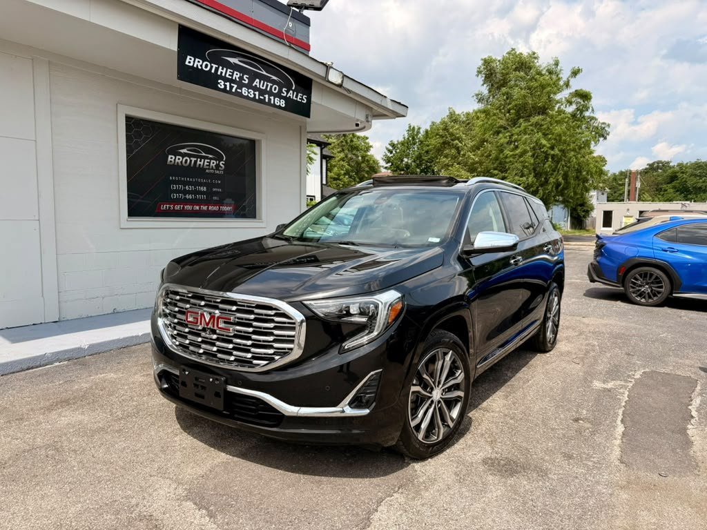 Used 2019 GMC Terrain Denali w/ Advanced Safety Package FWD image 1