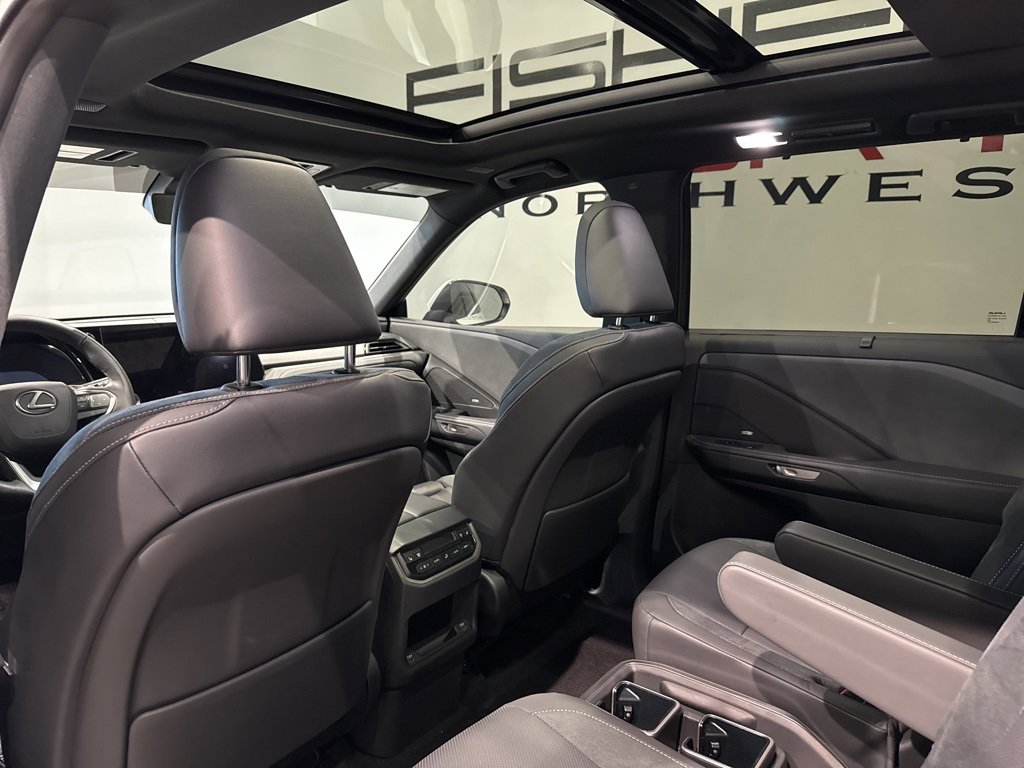 Used 2025 Lexus TX 350 AWD image 32