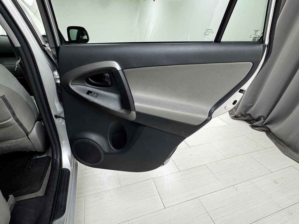Used 2010 Toyota RAV4 4WD image 15