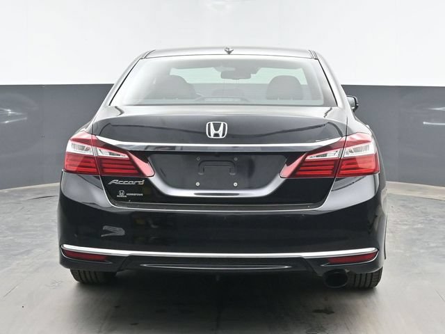 Used 2017 Honda Accord EX-L image 9
