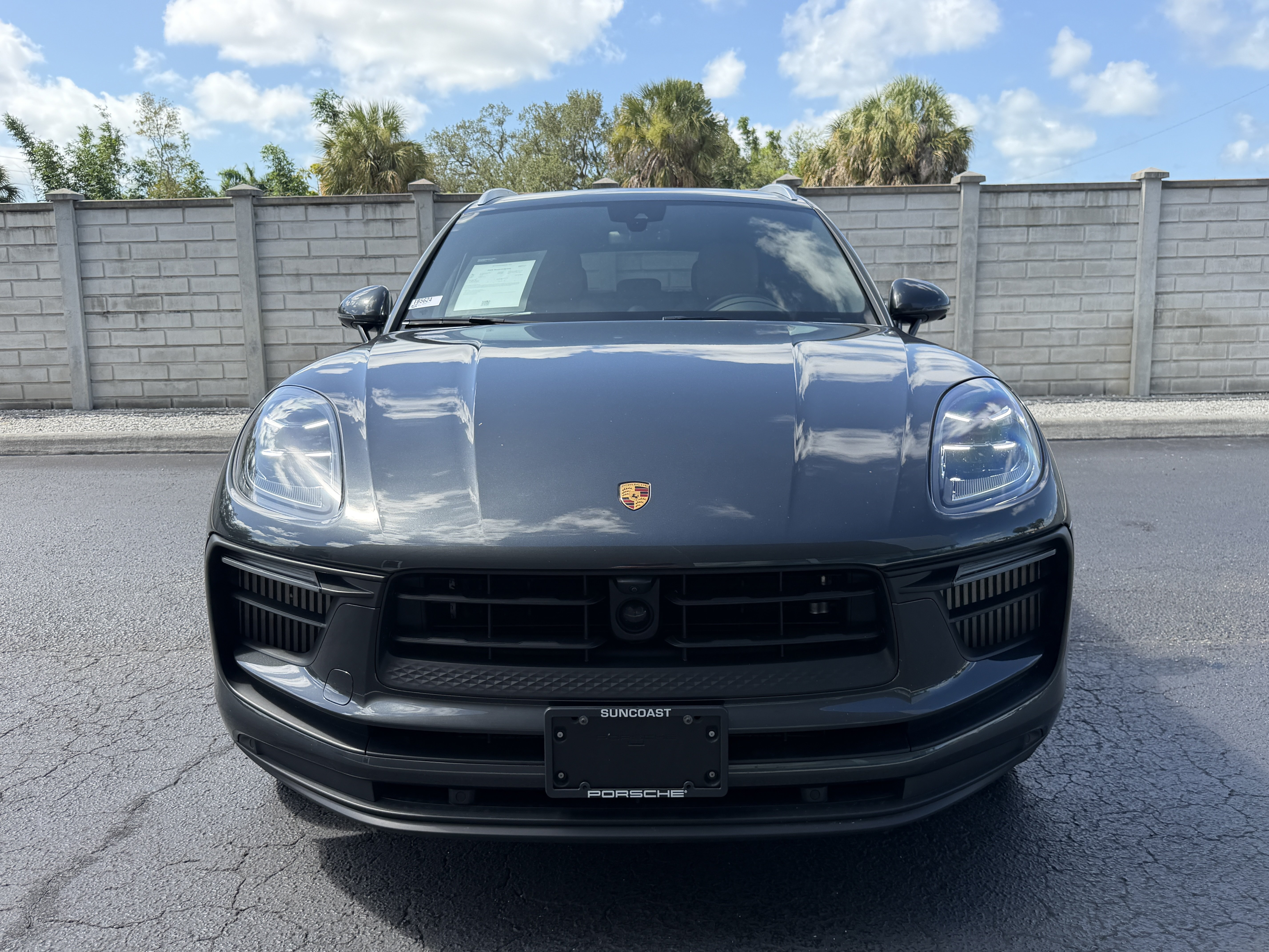 Certified 2024 Porsche Macan S AWD/4WD image 11