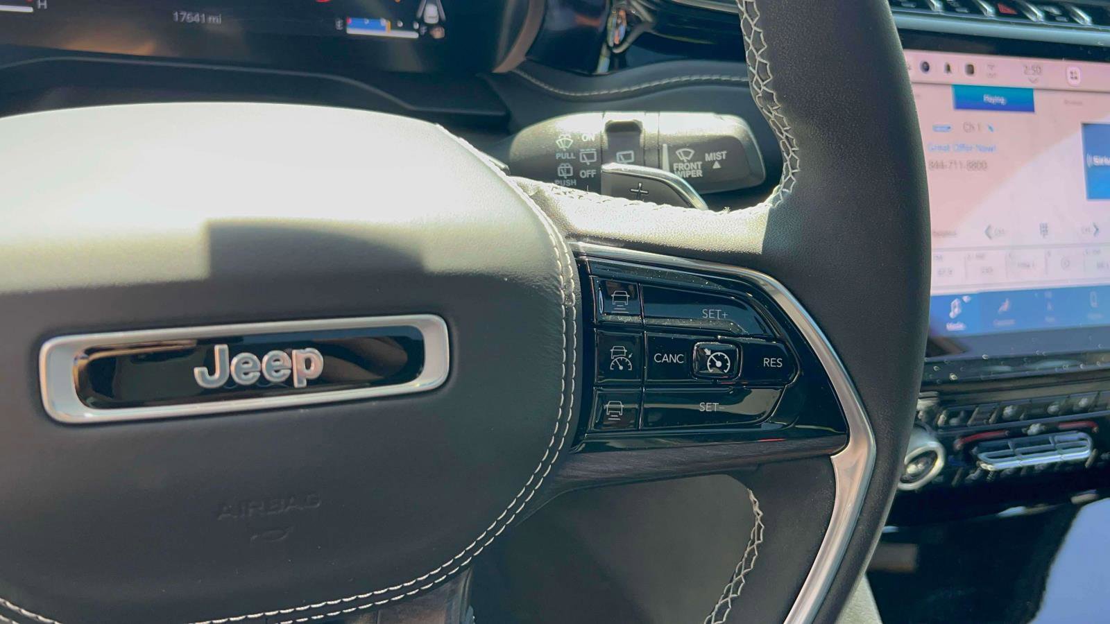 Used 2023 Jeep Grand Cherokee Overland w/ MOPAR Finishing Package AWD/4WD image 18