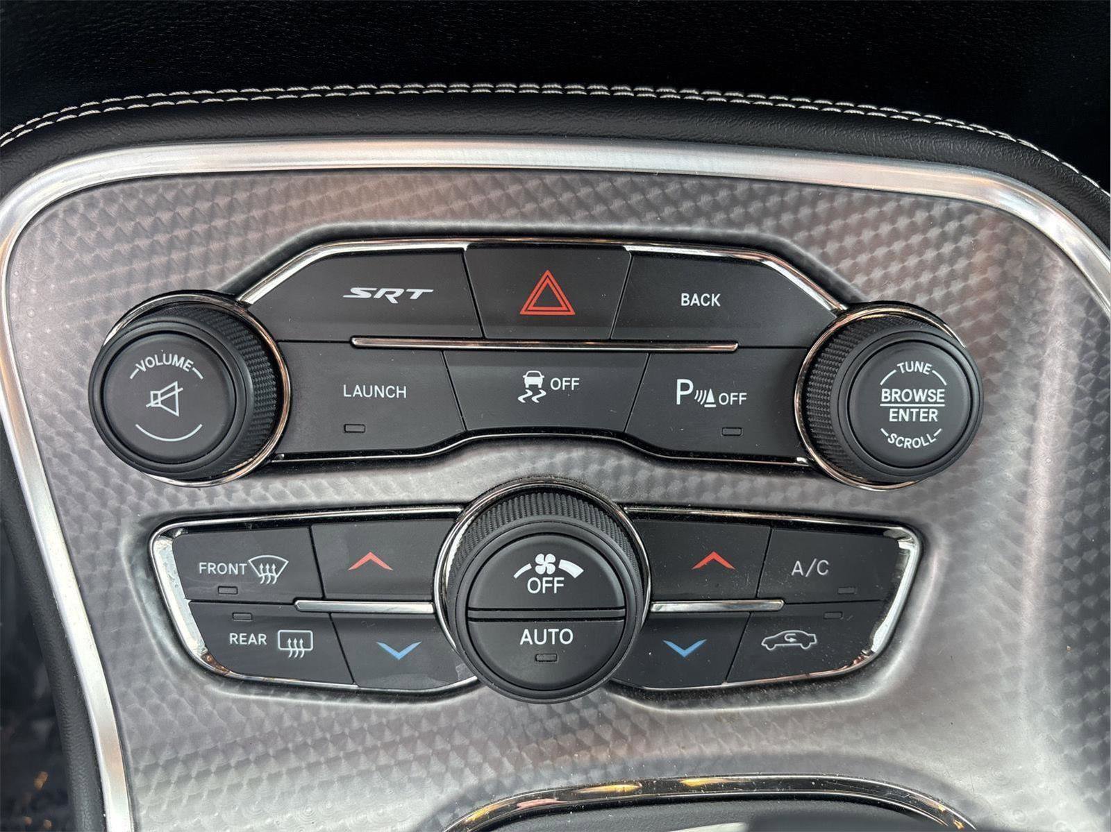 Used 2016 Dodge Challenger SRT Hellcat image 31