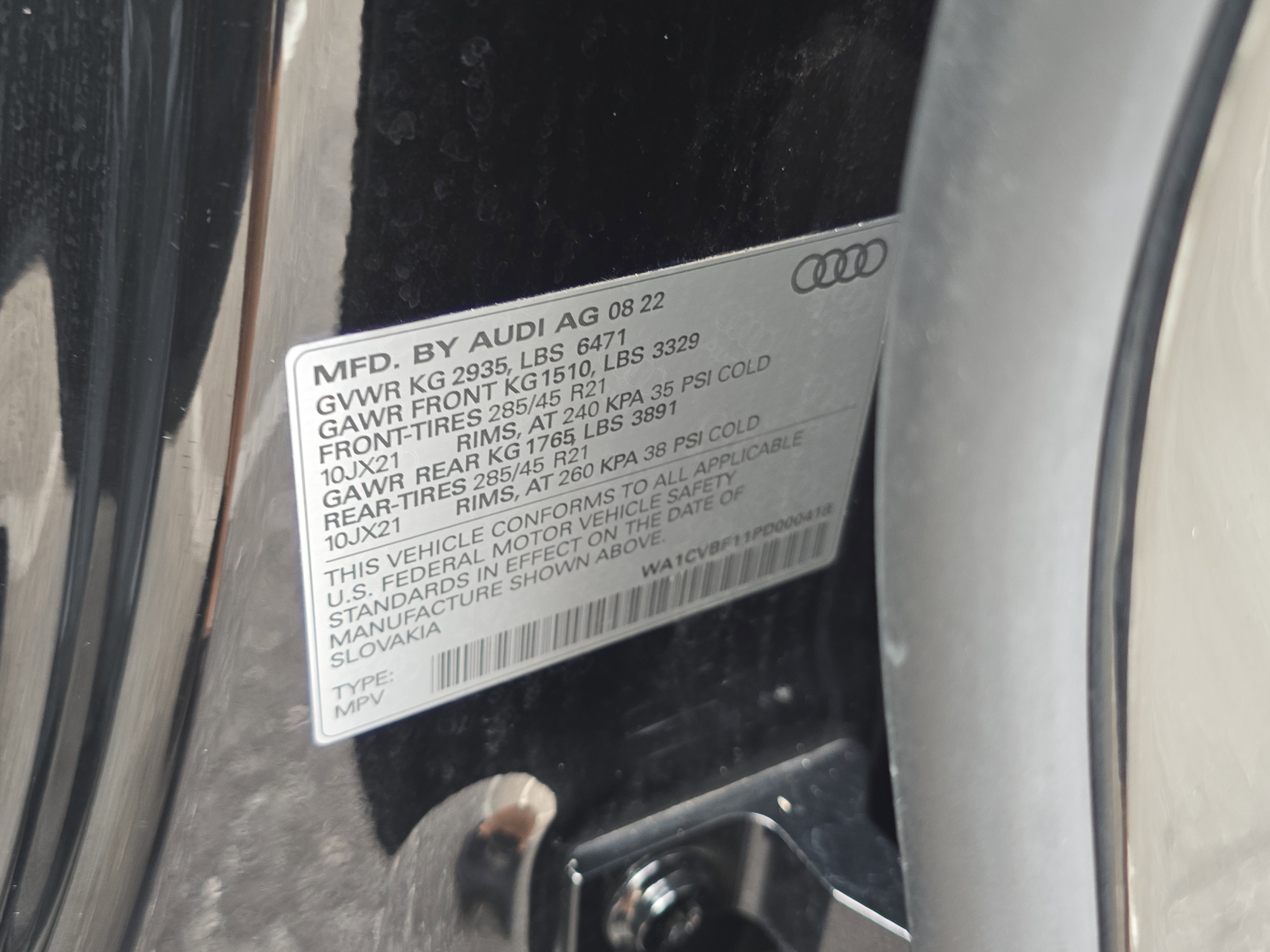 Used 2023 Audi Q8 Prestige image 34