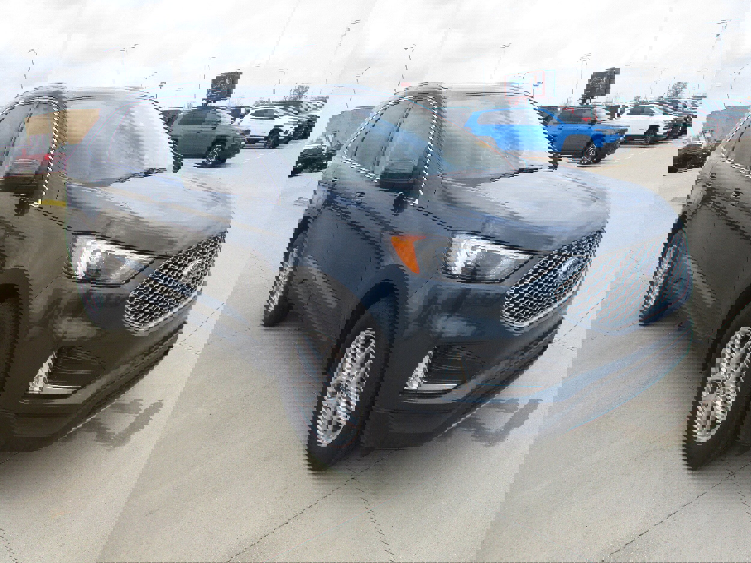 Used 2024 Ford Edge SEL w/ Convenience Package AWD/4WD image 8