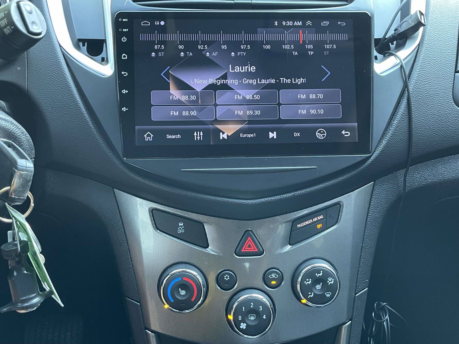 Used 2016 Chevrolet Trax LTZ FWD image 28