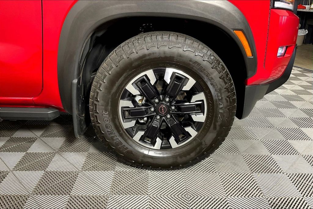 Used 2024 Nissan Frontier Pro-X w/ Pro Convenience Package image 11
