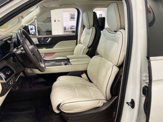 Used 2023 Lincoln Navigator L Black Label image 19