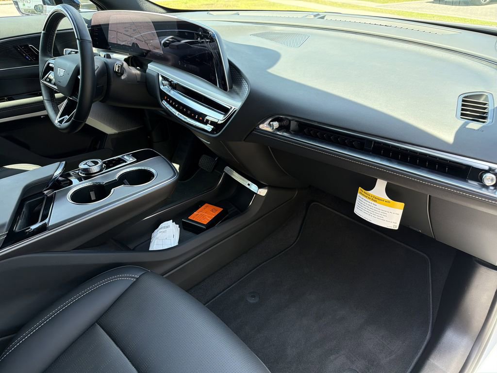 New 2026 Cadillac Lyriq Premium Sport w/ LPO, ONYX Package AWD/4WD image 8