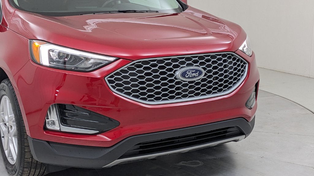 Certified 2024 Ford Edge SEL w/ Convenience Package AWD/4WD image 39