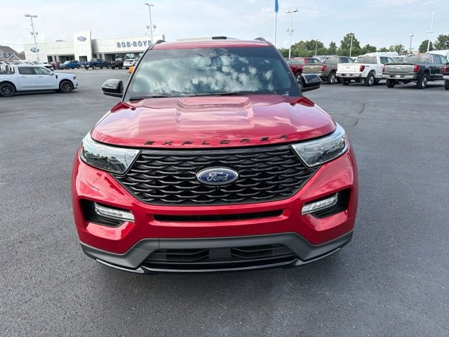 Used 2023 Ford Explorer ST-Line w/ Class IV Trailer Tow Package AWD/4WD image 13