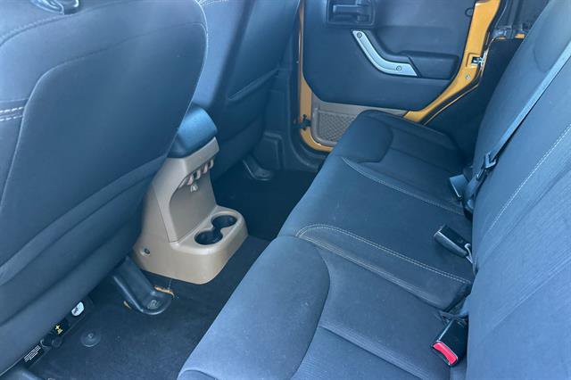 Used 2014 Jeep Wrangler Unlimited Sahara AWD/4WD image 12