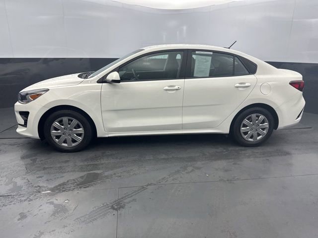 Used 2023 Kia Rio LX image 3